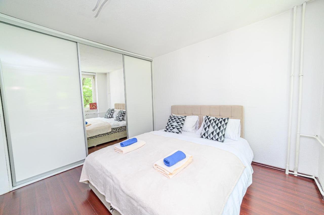 Apartamento Beautiful Cozy Studio Close To City Center Sarajevo Exterior foto