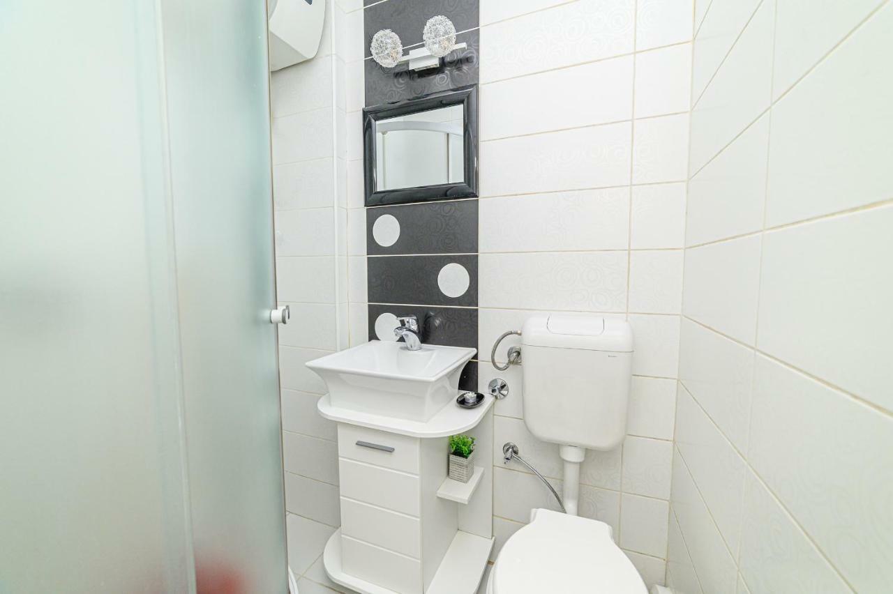 Apartamento Beautiful Cozy Studio Close To City Center Sarajevo Exterior foto