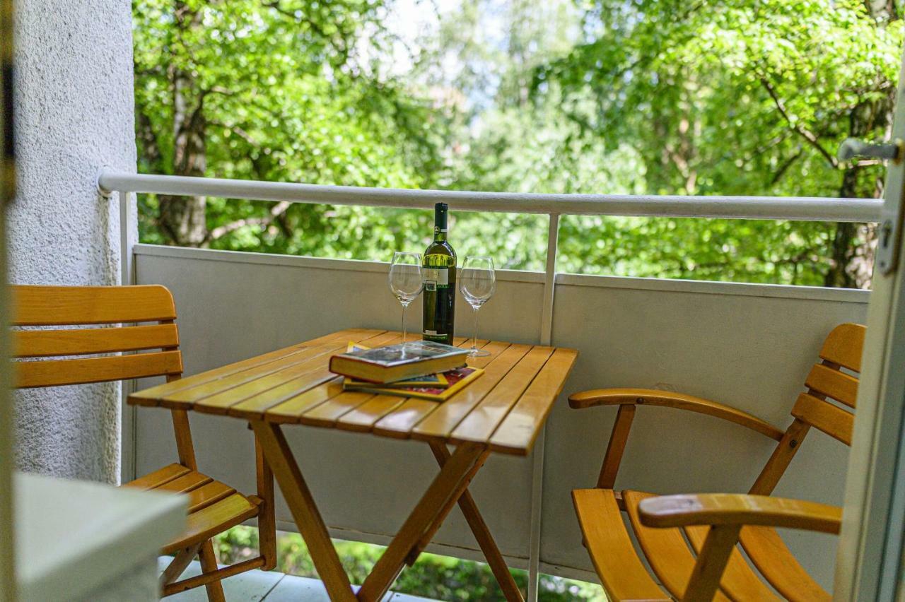 Apartamento Beautiful Cozy Studio Close To City Center Sarajevo Exterior foto